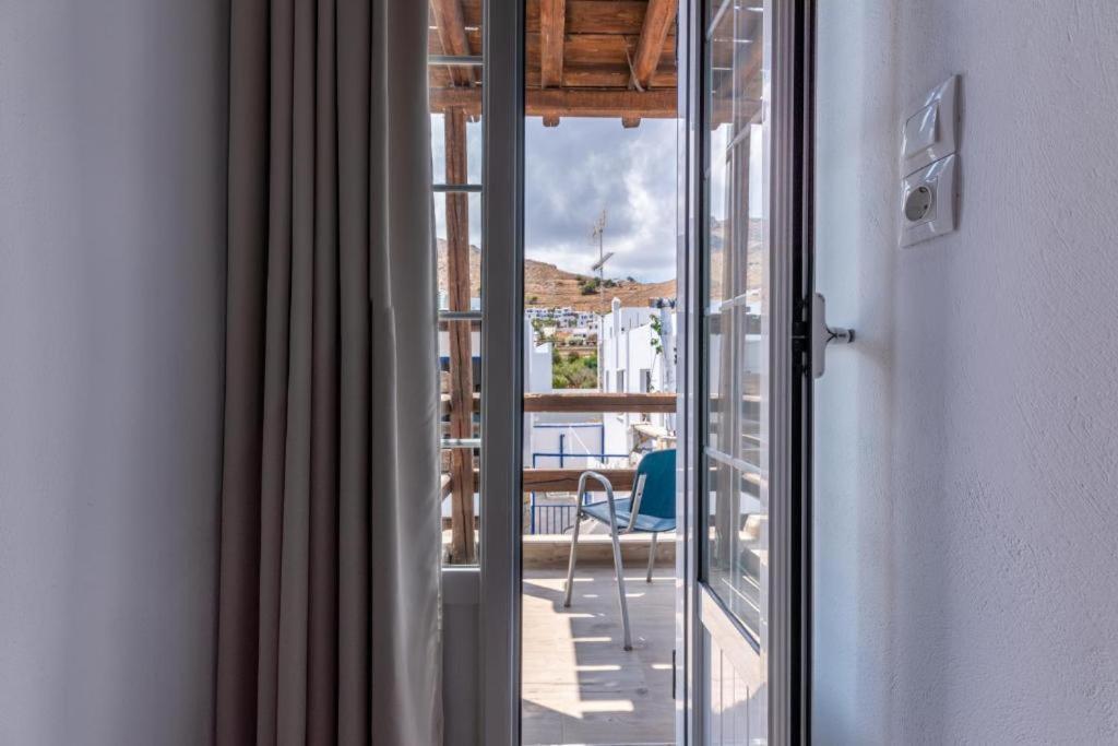 Vassilia On The Beach Serifos Livadakia Exterior foto